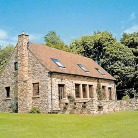 Holiday home Myton House